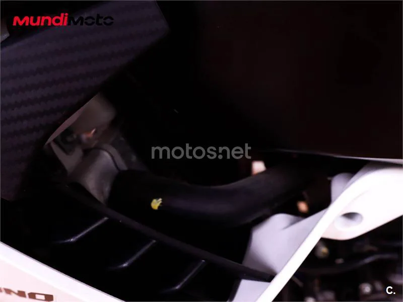 Aprilia Tuono 125 - Vista 15