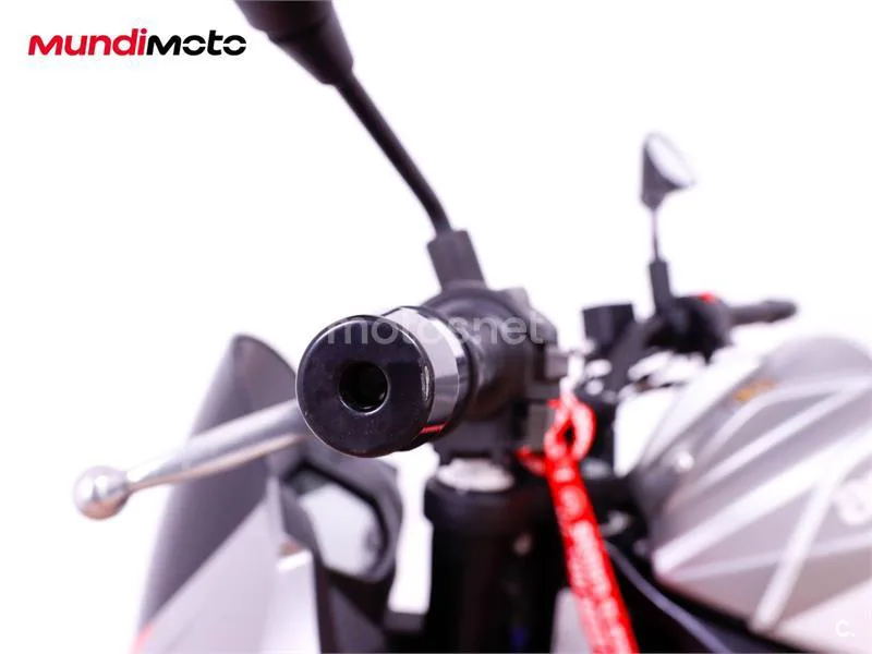 Aprilia Tuono 125 - Vista 18