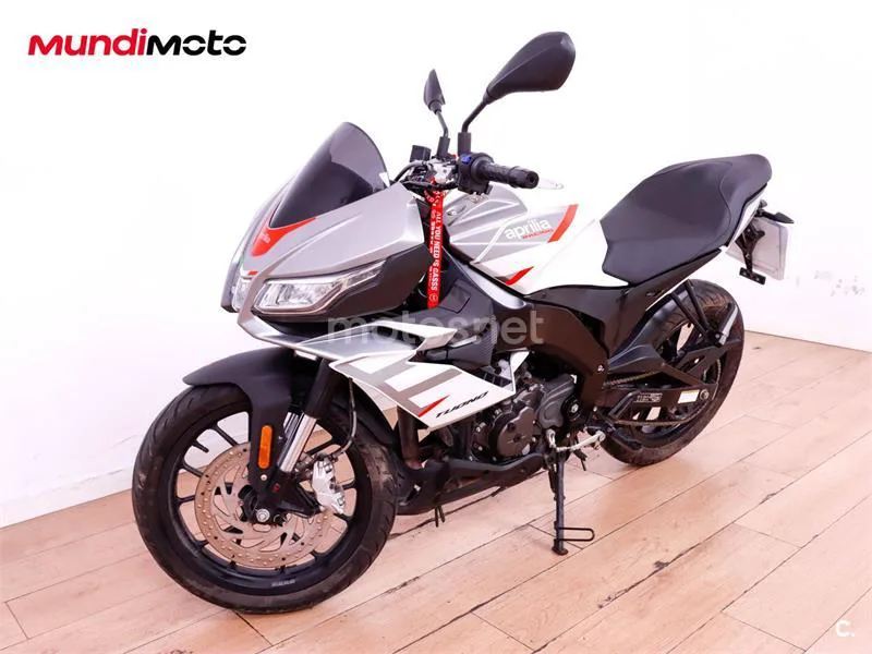 Aprilia Tuono 125 - Vista 7