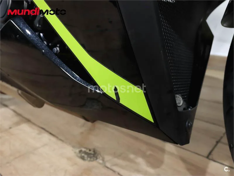 Kawasaki Ninja 650 - Vista 13