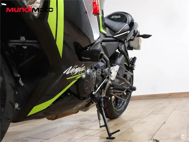 Kawasaki Ninja 650 - Vista 10