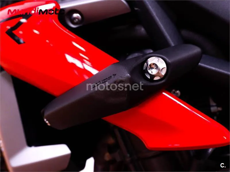 Triumph Street Triple R - Vista 13