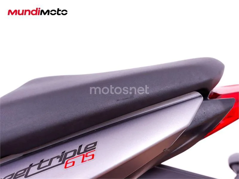 Triumph Street Triple R - Vista 19