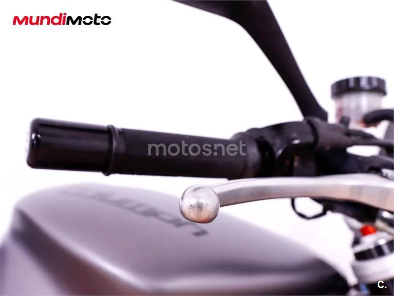 Triumph Street Triple R - Vista 24
