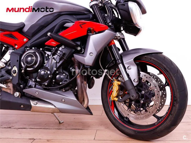 Triumph Street Triple R - Vista 29
