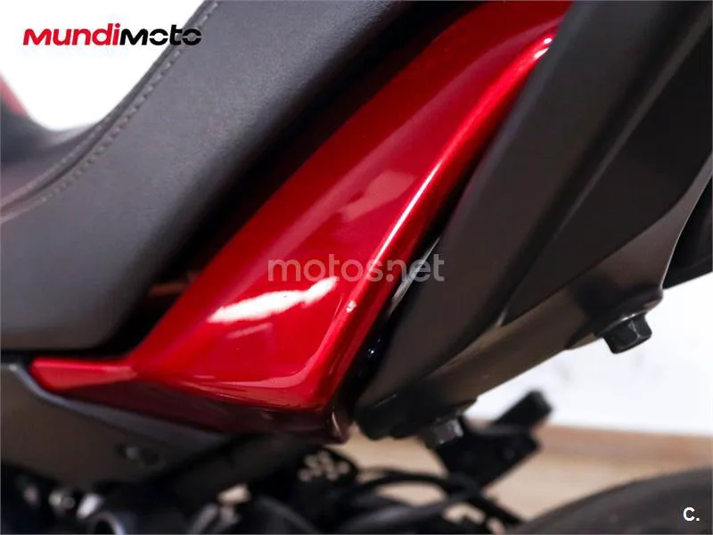 Yamaha Tracer 700 - Vista 16