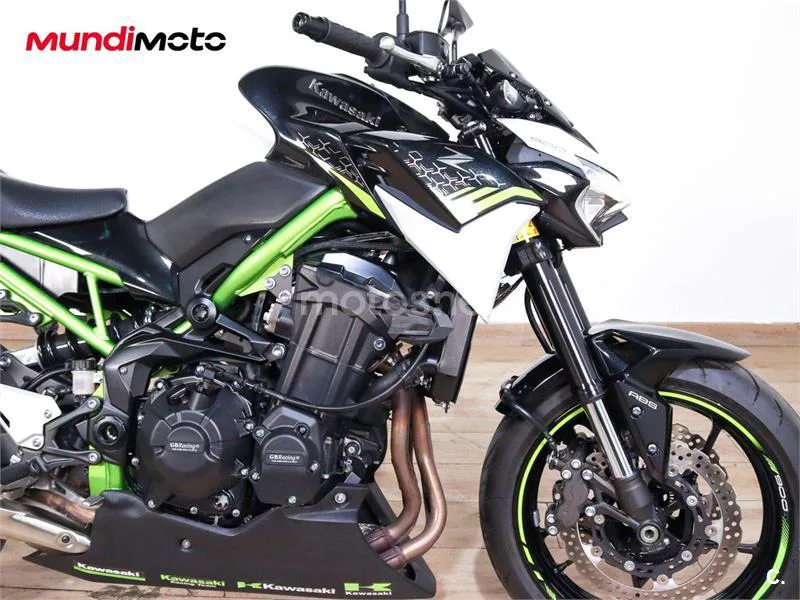 Kawasaki Z900 - Vista 16