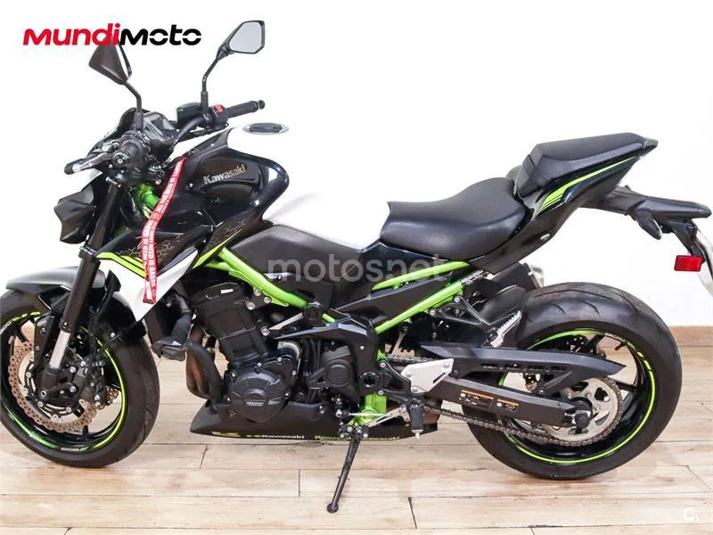 Kawasaki Z900 - Vista 6