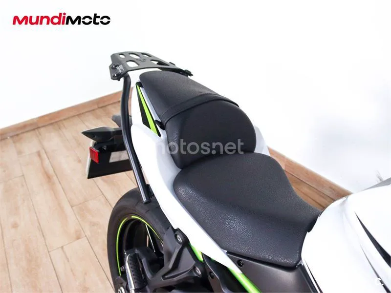 Kawasaki Z650 - Vista 33