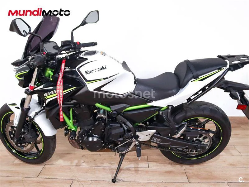 Kawasaki Z650 - Vista 6