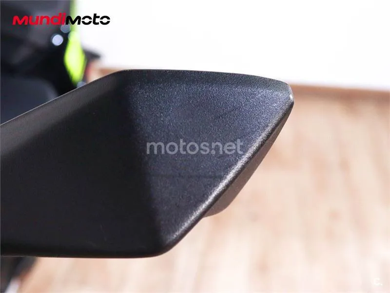 Kawasaki Z900 - Vista 19