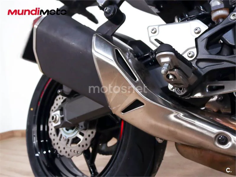 Kawasaki Z900 - Vista 19