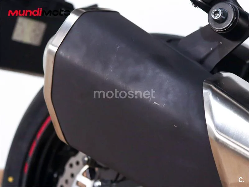 Kawasaki Z900 - Vista 20