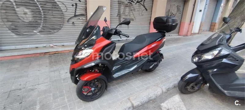 Piaggio MP3 400 Sport - Vista 3