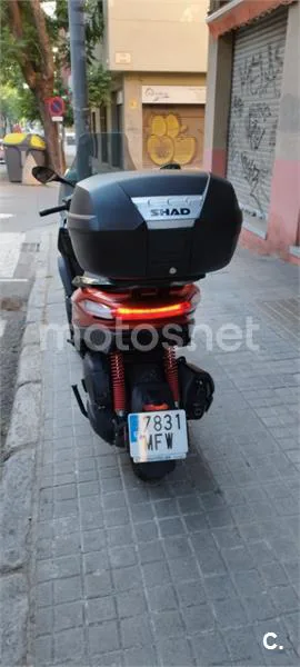 Piaggio MP3 400 Sport - Vista 4
