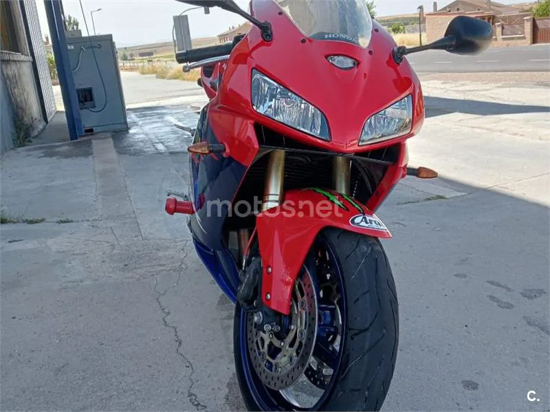 Honda CBR600RR - Vista 5
