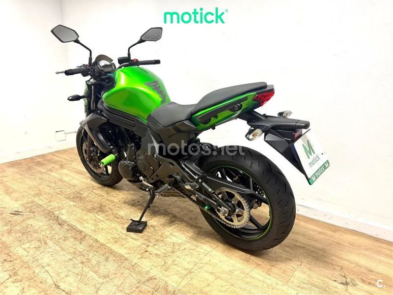 Kawasaki ER-6n - Vista 10