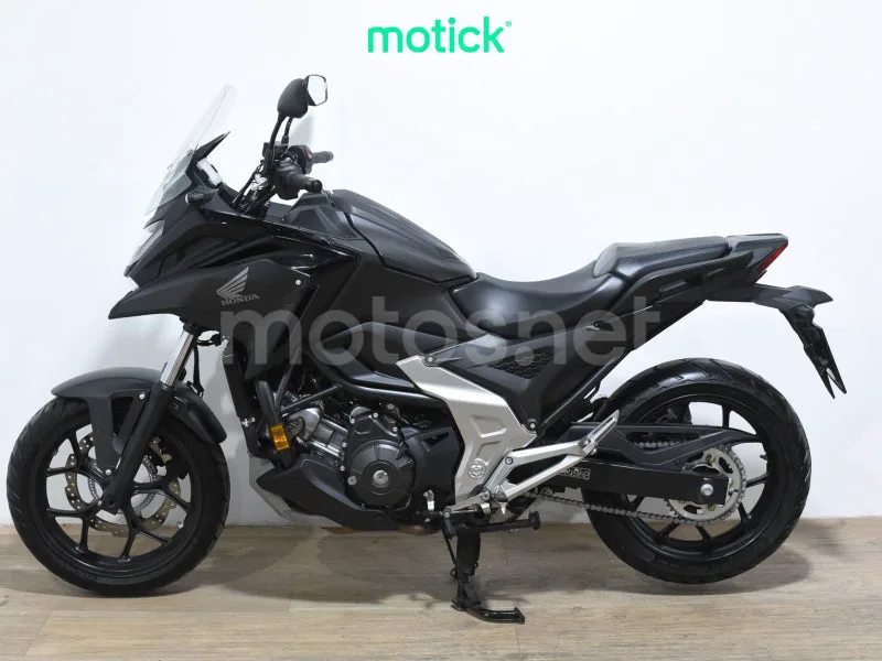 Honda NC750X - Vista 7