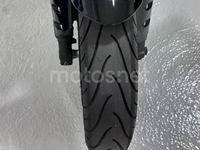 Yamaha FZ8 - Vista 16