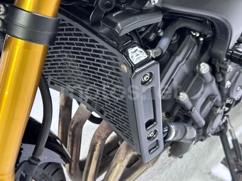 Yamaha FZ8 - Vista 19