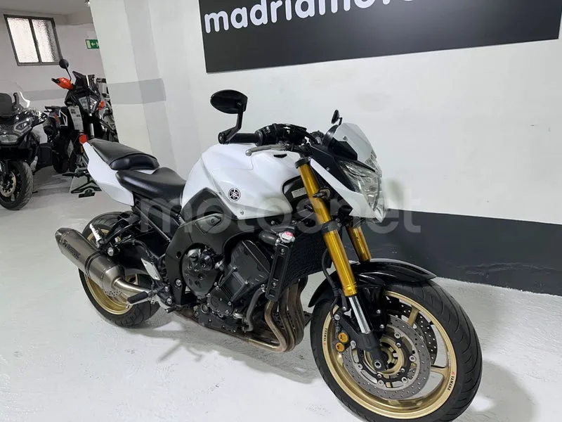 Yamaha FZ8 - Vista 3