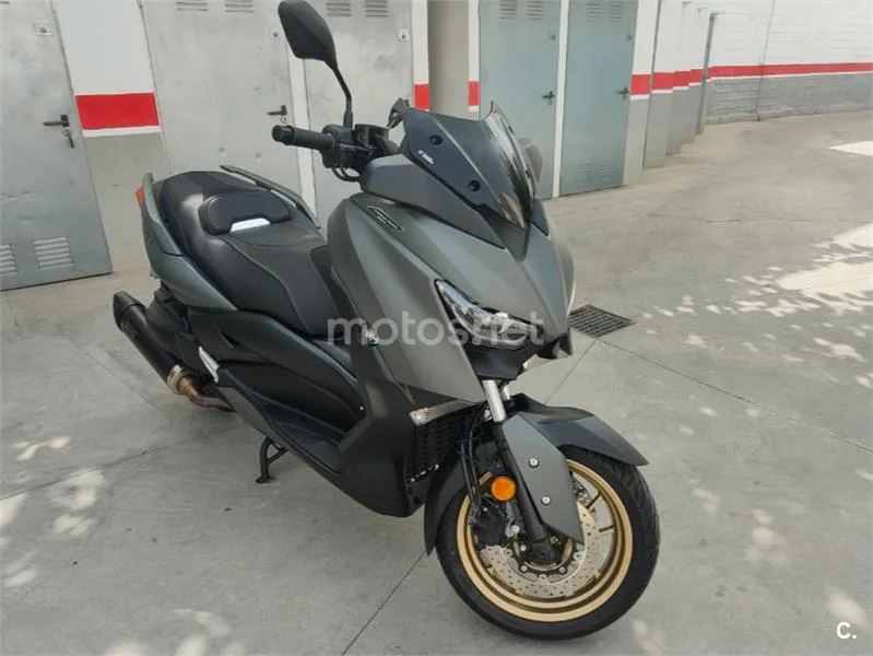 Yamaha XMAX 400 5600 € 2021 Valencia - 1