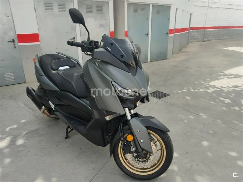 Yamaha XMAX 400 - Vista 5