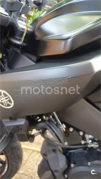 Yamaha YZF-R125 - Vista 4