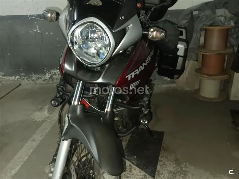 Honda XL700V Transalp - Vista 3