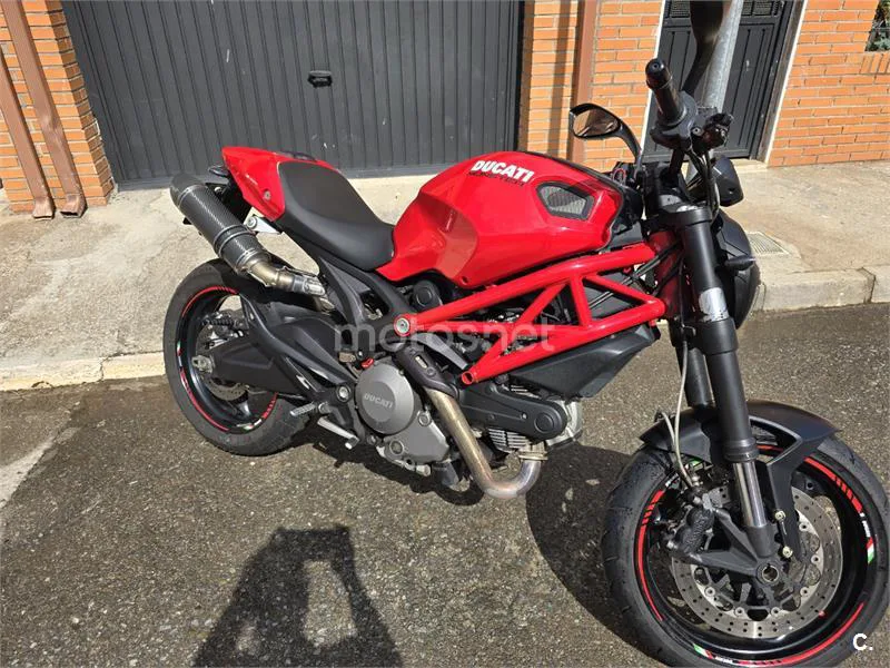 Ducati Monster 696 3400 € 2012 Toledo - 1