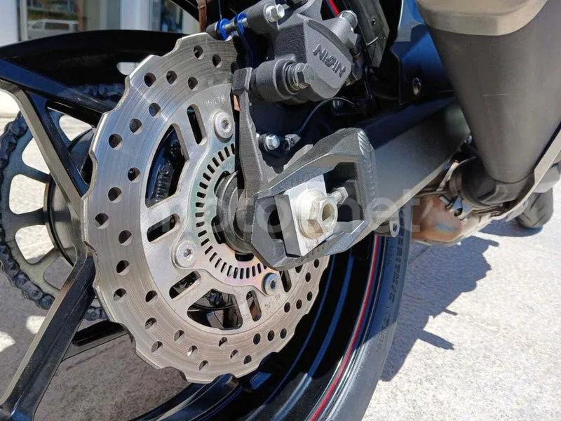 Kawasaki Z900 - Vista 5