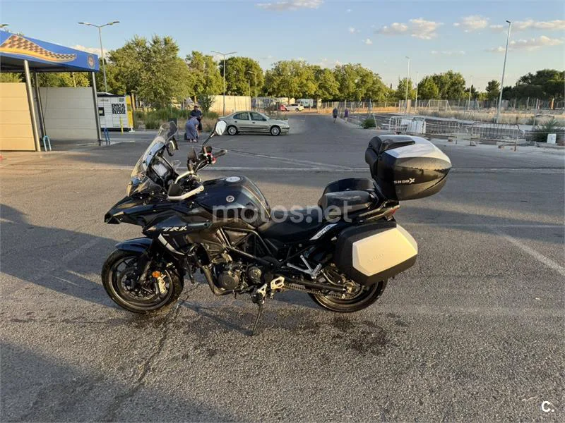 Benelli TRK 502 - Vista 8