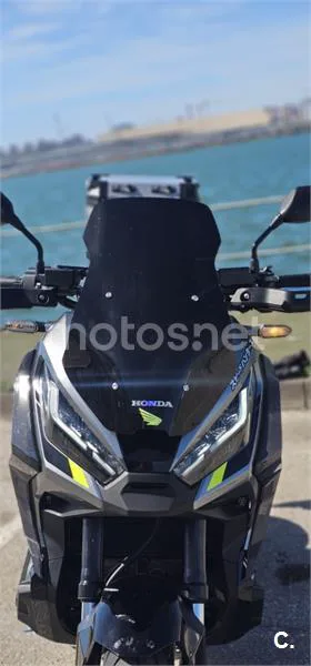Honda X-ADV - Vista 3