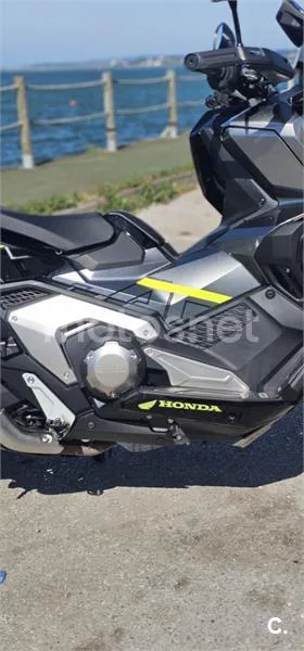 Honda X-ADV - Vista 5