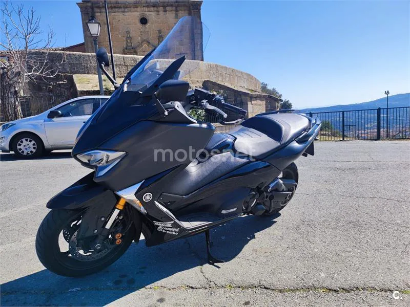 Yamaha TMAX 530 - Vista 4