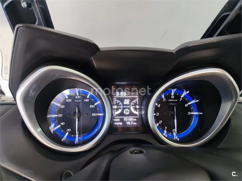 Yamaha TMAX 530 - Vista 6