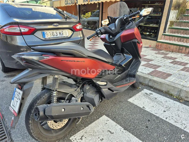 Honda Forza 125 - Vista 3