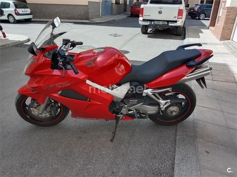 Honda VFR800F - Vista 6