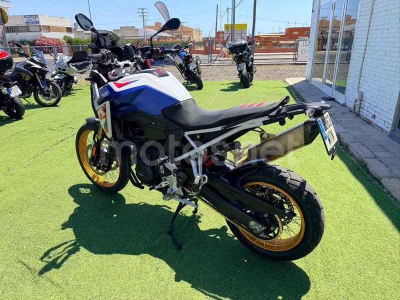 BMW F 900 GS - Vista 24