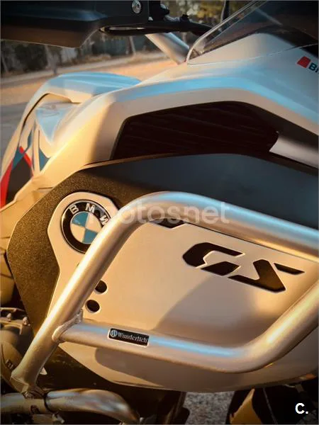 BMW F 900 GS - Vista 9