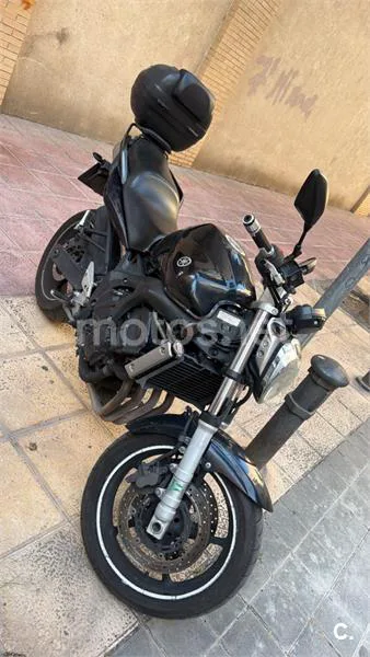 Yamaha FZ6 2500 € 2007 Alicante - 1