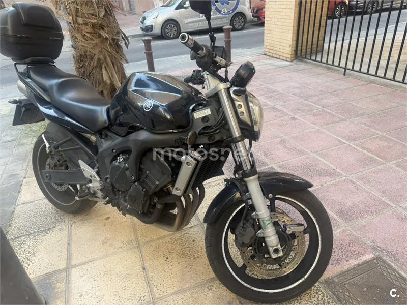 Yamaha FZ6 - Vista 8