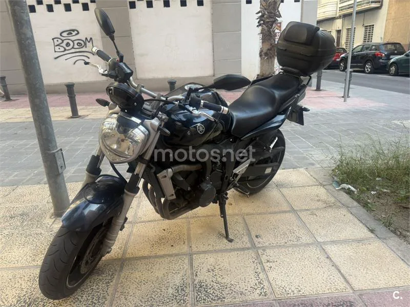 Yamaha FZ6 - Vista 9