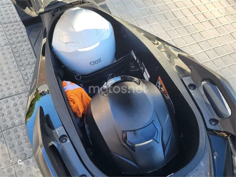 Honda Forza 125 - Vista 4