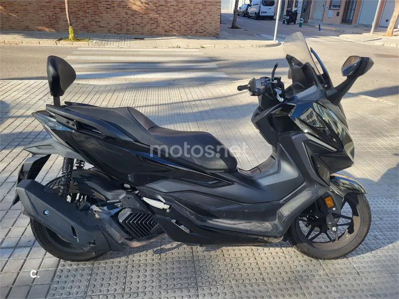 Honda Forza 125 - Vista 5
