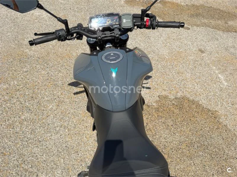 Yamaha MT-125 - Vista 5