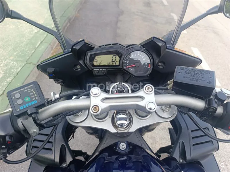 Yamaha FZ1 Fazer - Vista 3