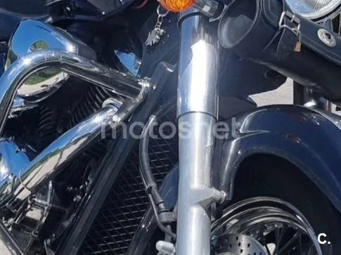 Suzuki Intruder M800 - Vista 8