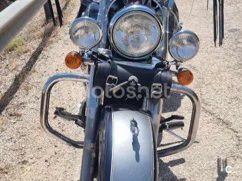 Suzuki Intruder M800 - Vista 10