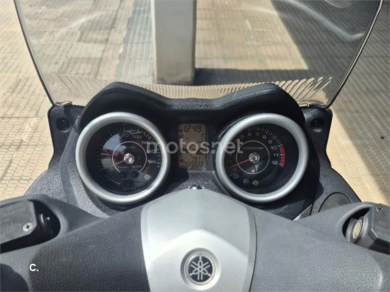 Yamaha XMAX 125 - Vista 5